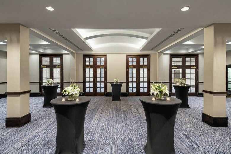 Hotel Sheraton Norfolk Waterside