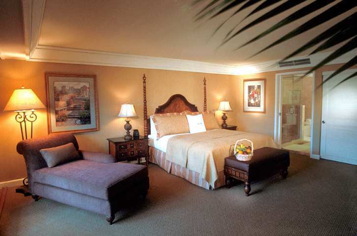 Hotel Hilton Santa Barbara Beachfront Resort