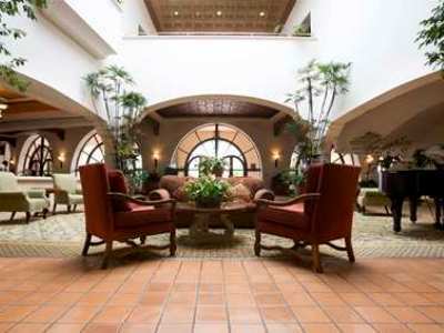 Hotel Hilton Santa Barbara Beachfront Resort