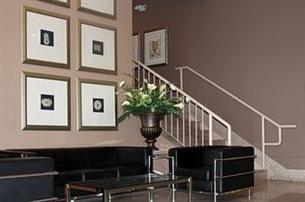Hotel Red Lion Inn And Suites