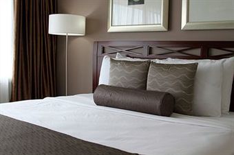 Hotel Red Lion Inn And Suites