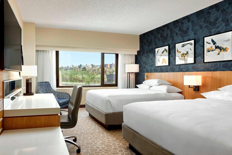 Hotel Delta Bow Valley