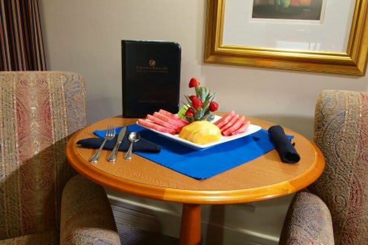 Hotel Executive Royal Inn North Calgary