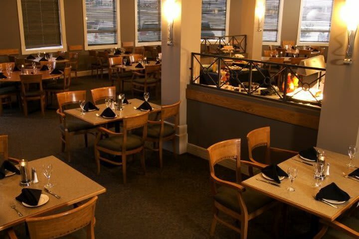 Hotel Executive Royal Inn North Calgary