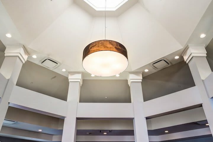 Hotel Executive Royal Inn North Calgary