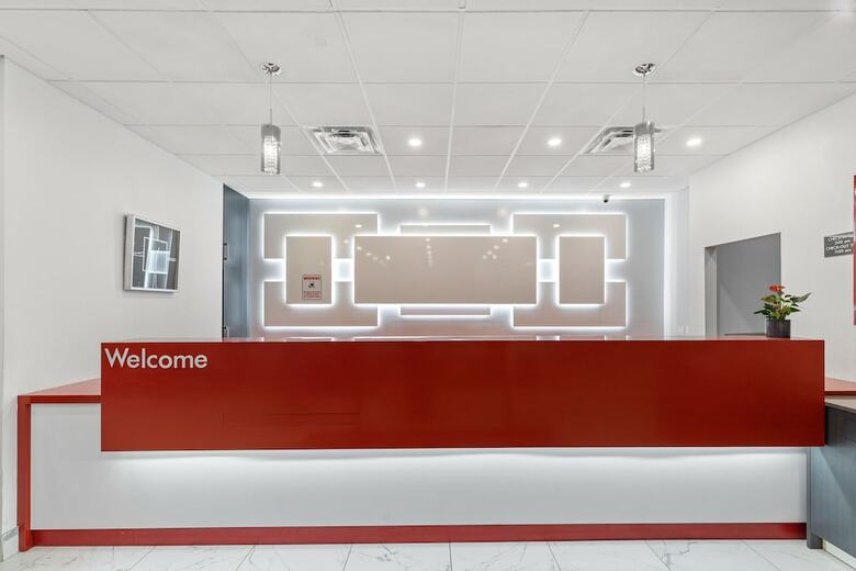 Hotel Travelodge Calgary Airport