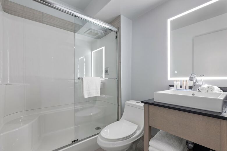 Hotel Travelodge Calgary Airport
