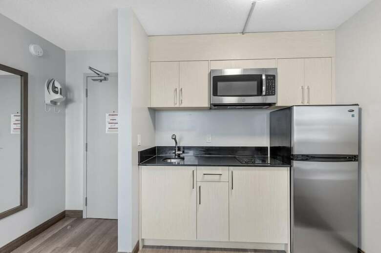 Hotel Travelodge Calgary Airport