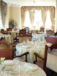 Hotel Grand