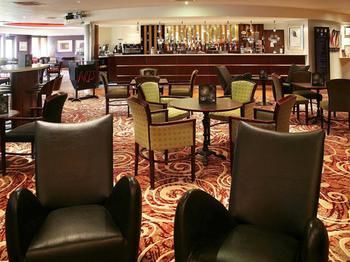 Hotel Mercure Livingston
