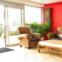 Ewa Hotel