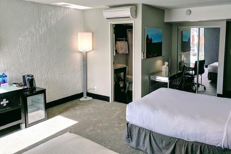 The Clarendon Hotel - Phoenix's Urban Retreat