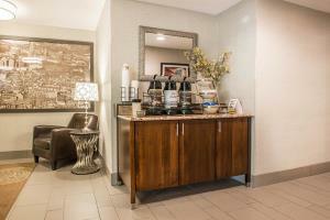 Hotel Quality Inn University Center