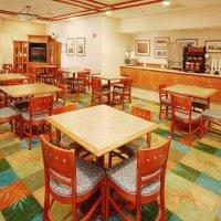 Hotel Comfort Inn And Suites