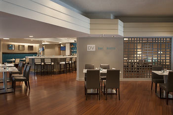 Toronto Don Valley Hotel And Suites