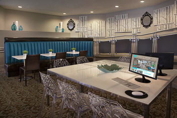 Toronto Don Valley Hotel And Suites