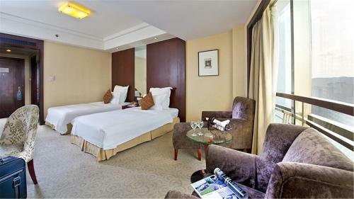 Huachen International Hotel
