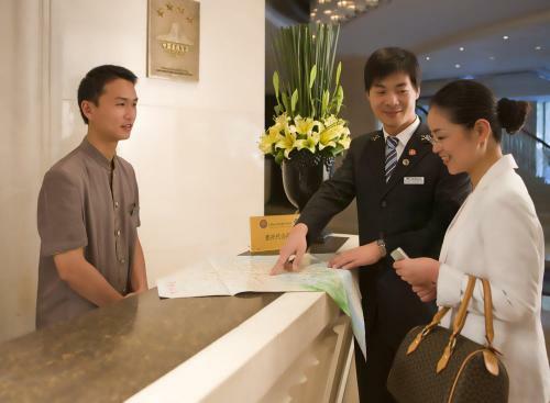 Huachen International Hotel