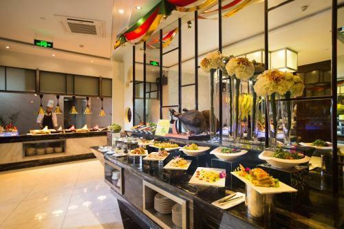Huachen International Hotel