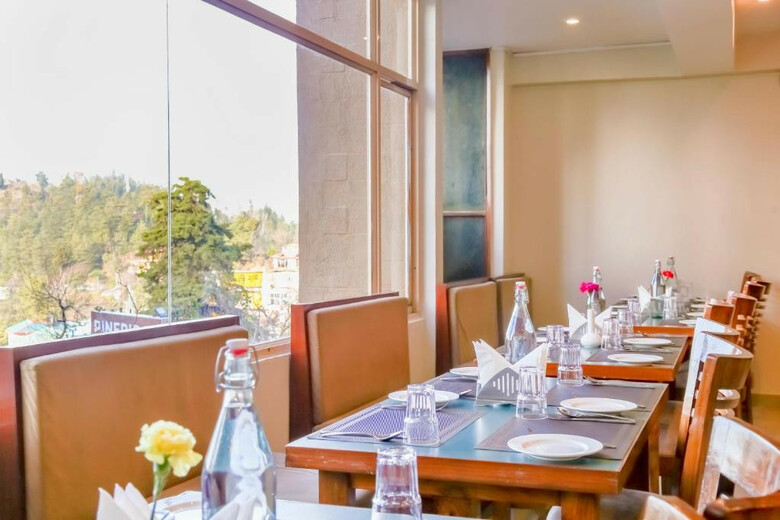 Hotel Summit Naldehra Grand Resort & Spa