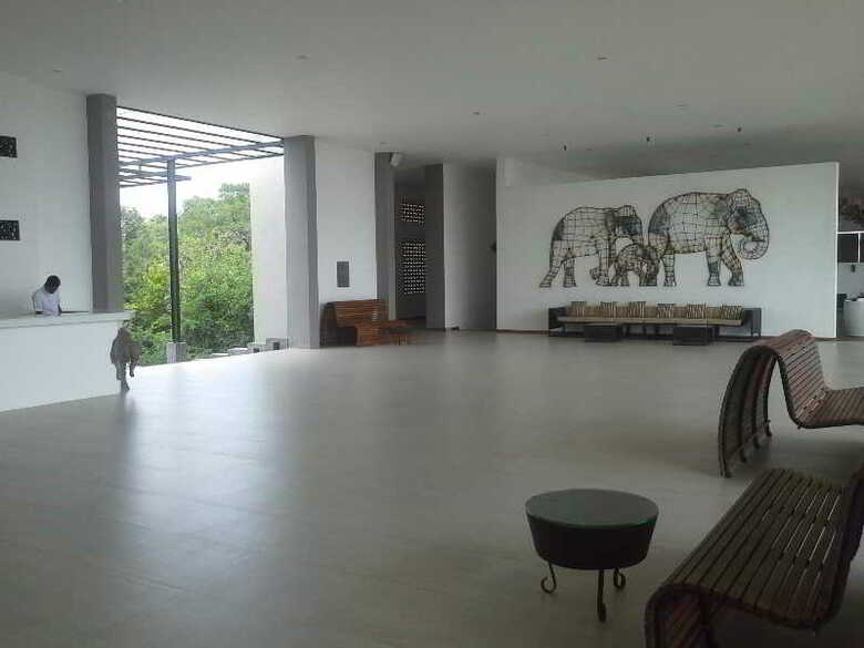 Hotel Aliya Resort & Spa