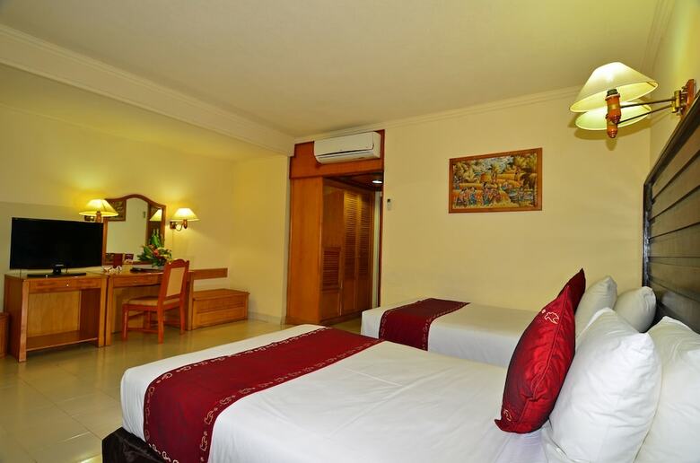 Hotel Inna Sindhu Beach