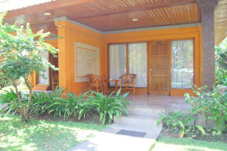 Hotel Inna Sindhu Beach