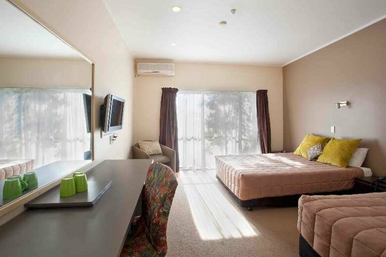 Auckland Airport Kiwi Hotel