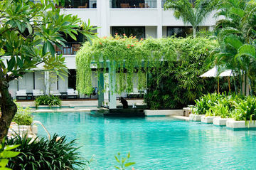 Hotel Banthai Beach Resort And Spa