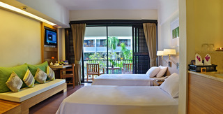 Hotel Banthai Beach Resort And Spa