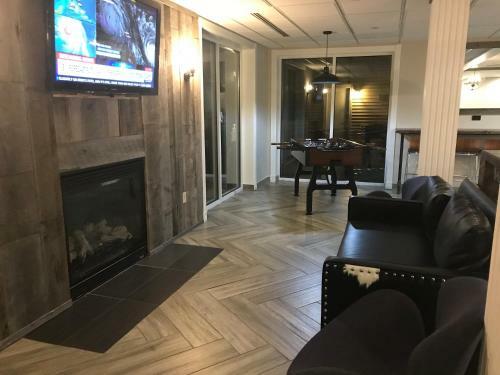 Hotel Cresthill Suites Albany