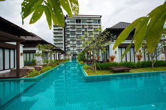 Hotel The Oriental Beach Resort