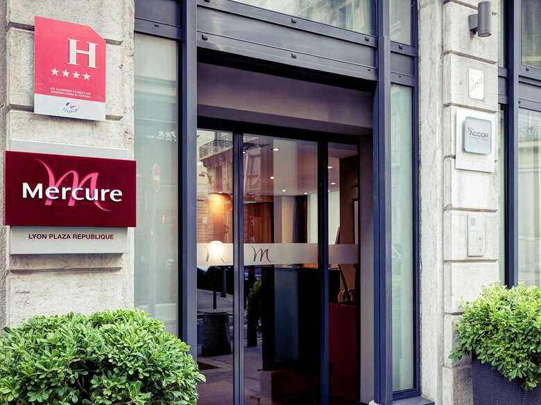 Hotel Mercure Plaza Republique