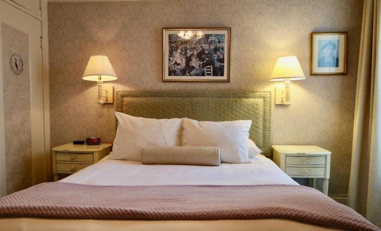 Cornell Hotel De France