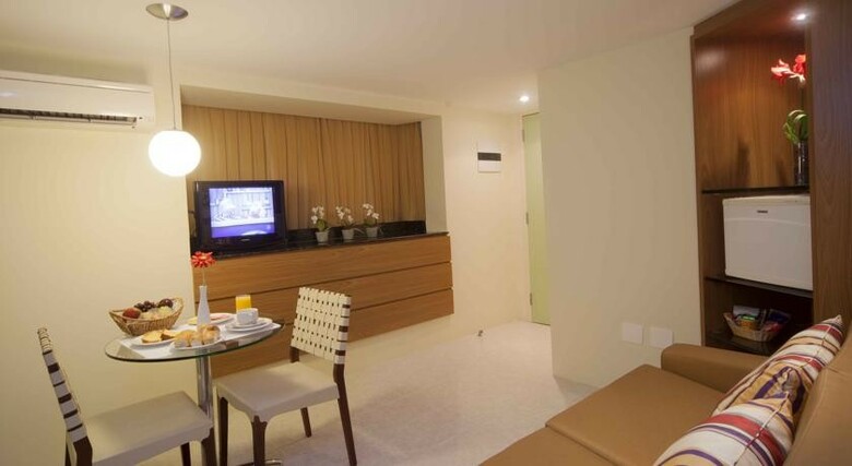 Hotel Euro Su�te Recife By Nacional Inn