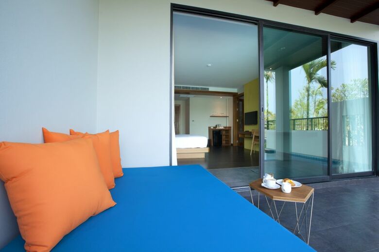 Hotel Bay Water Resort By The Unique Collection
