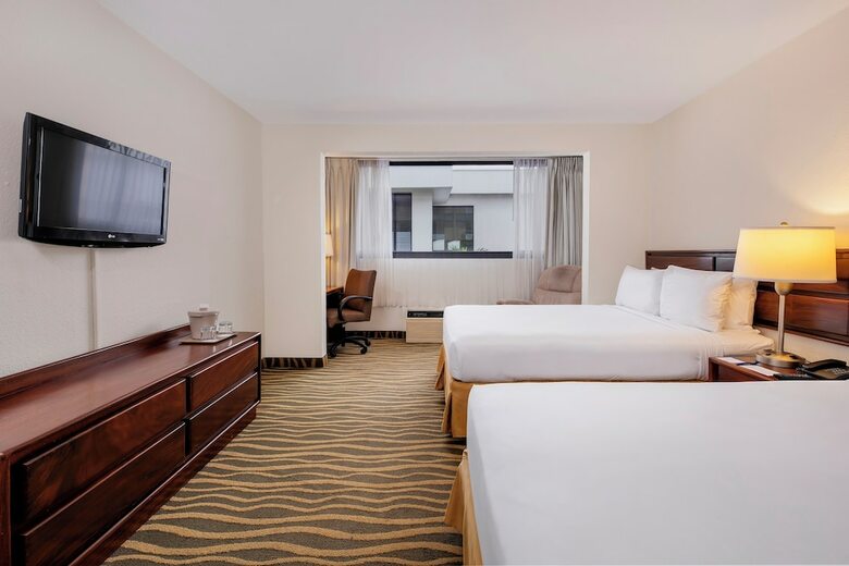 Best Western Irazu Hotel & Casino