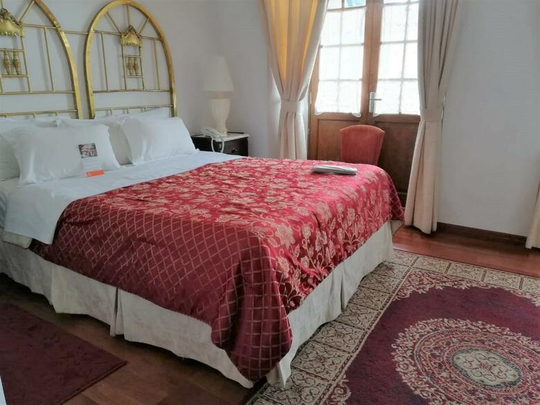 Hotel Parador Santa Maria La Real
