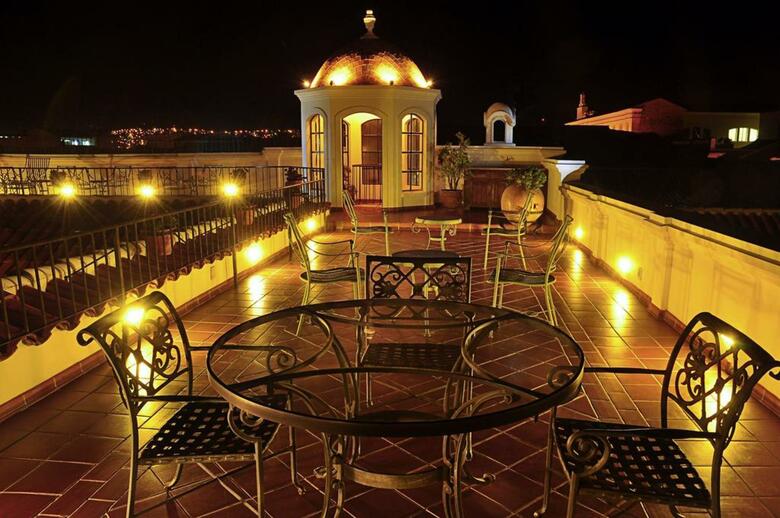 Hotel Parador Santa Maria La Real