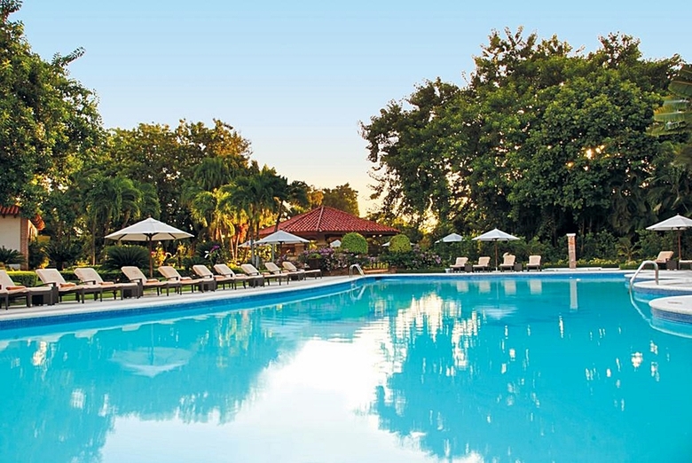 El Embajador, A Royal Hideaway Hotel
