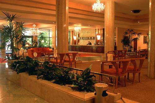 El Embajador, A Royal Hideaway Hotel