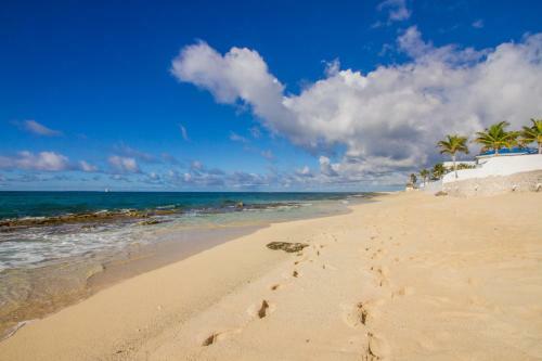 Hotel La Vista Beach Resort