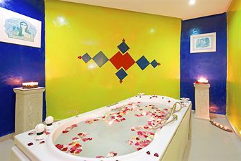 Hotel Iberostar Chick Khan