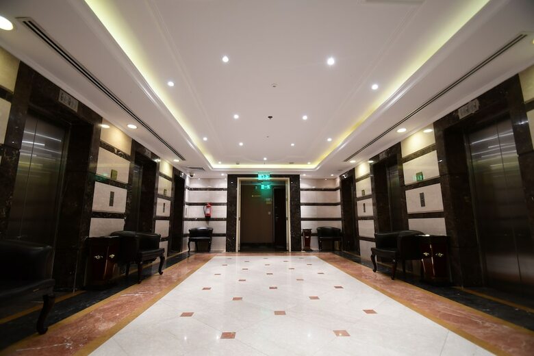 Hotel Al Ansar Golden Tulip
