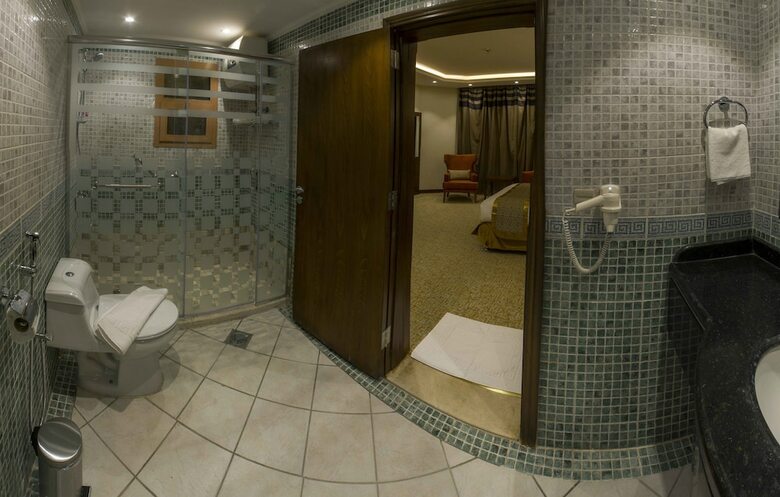 Hotel Al Borg Al Watheer