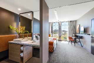 Vibe Hotel Canberra Airport
