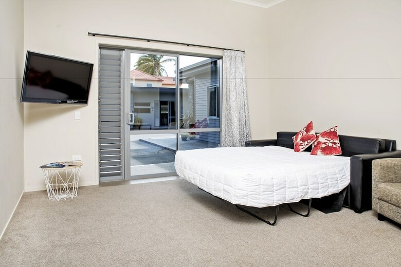 37 The Landing Motel