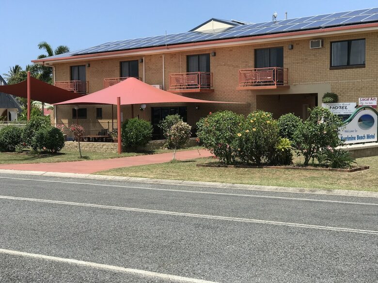 Kurrimine Beach Motel