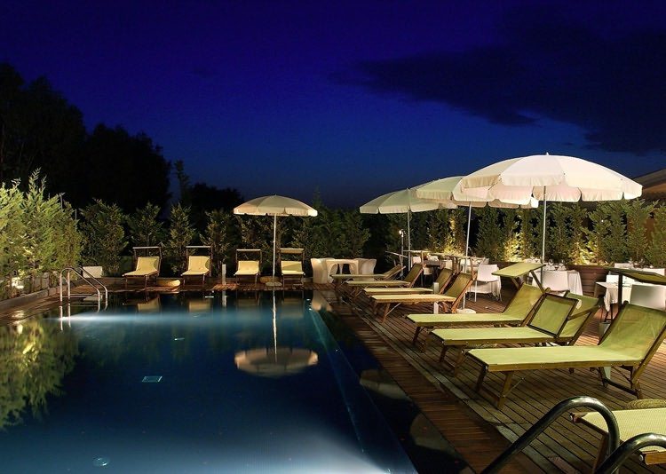 Black Hotel