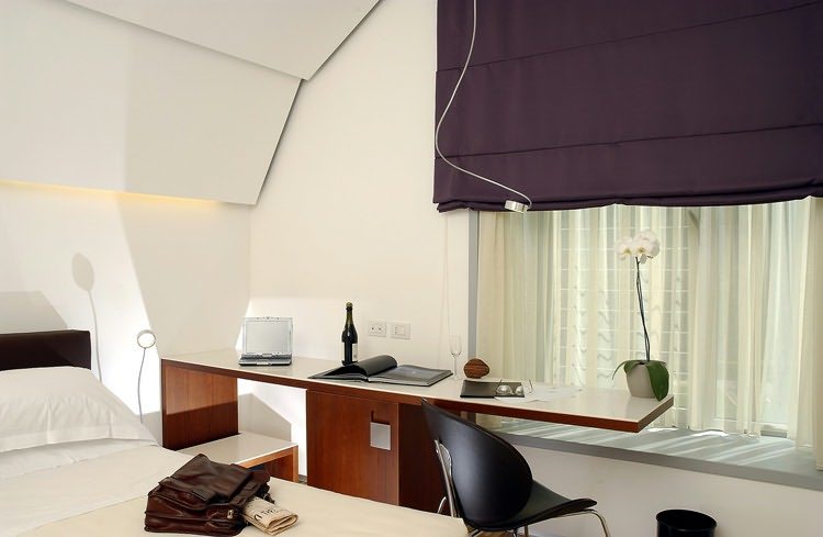 Black Hotel